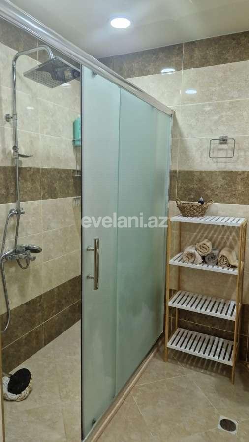 Kirayə verilir, yeni tikili, 3 otaqlı, 118 m², Bakı, Nizami r, Qara Qarayev m.