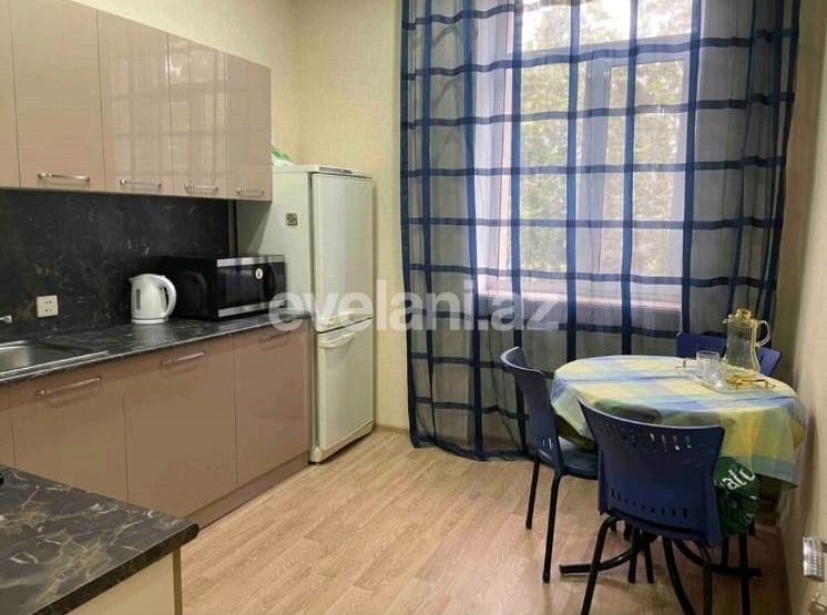 Сдаётся, вторичка, 2-комнаты, 60 m², Баку, Сабаильский r, Ичери Шехер m.