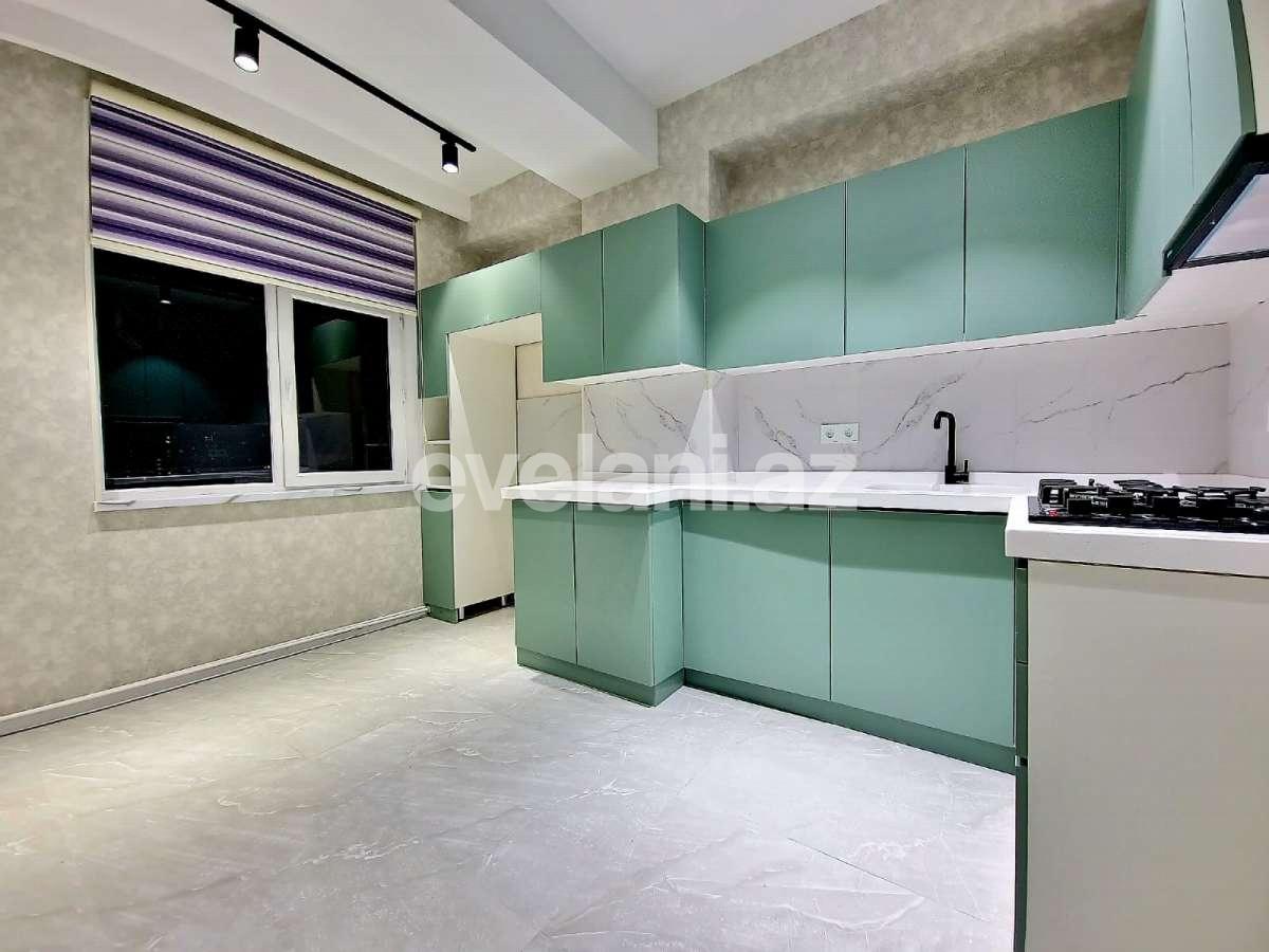 Satılır, yeni tikili, 2 otaqlı, 65 m², Bakı, Nizami r, Qara Qarayev m.