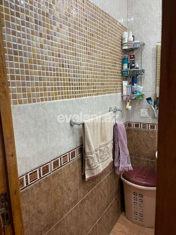 Satılır, köhnə tikili, 4 otaqlı, 120 m², Bakı, Nəsimi r, Memar Əcəmi m.