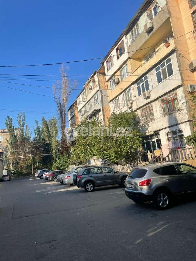 Satılır, köhnə tikili, 4 otaqlı, 120 m², Bakı, Nəsimi r, Memar Əcəmi m.
