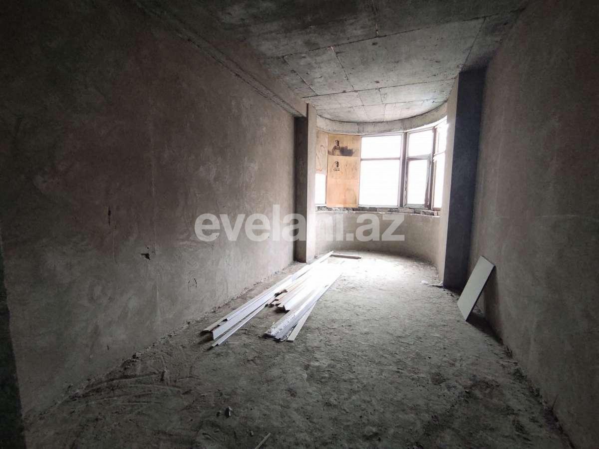 Satılır, yeni tikili, 3 otaqlı, 135 m², Bakı, Nizami r, Qara Qarayev m.