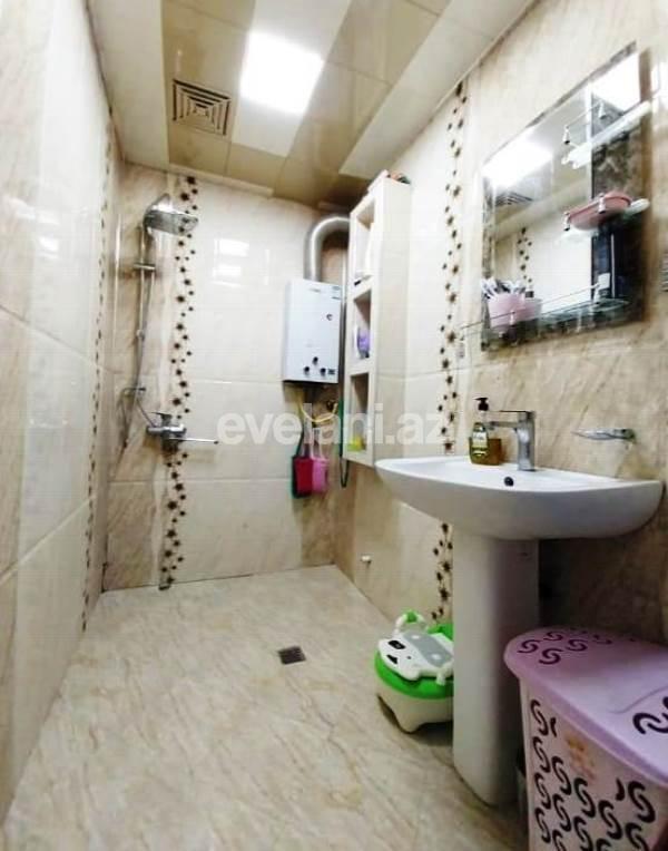 Satılır, köhnə tikili, 3 otaqlı, 80 m², Bakı, Suraxanı r, Qaraçuxur q.