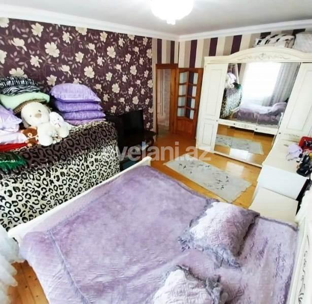 Satılır, köhnə tikili, 3 otaqlı, 80 m², Bakı, Suraxanı r, Qaraçuxur q.
