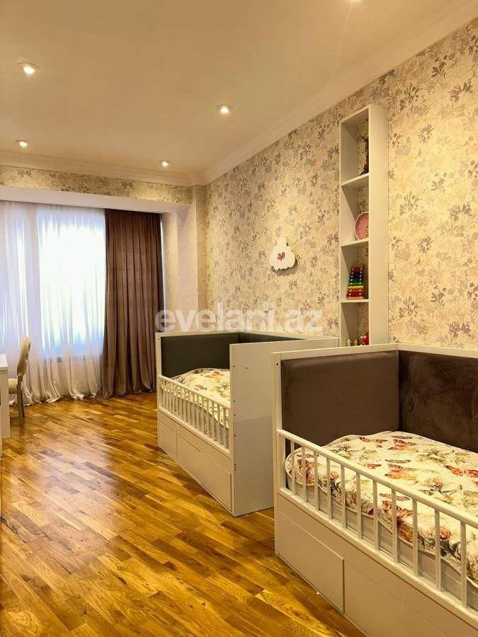 Sale, new building, 3 room, 140 m², Baku, Binagadi r, 8-th microdistrict d, Azadlig prospekti m.