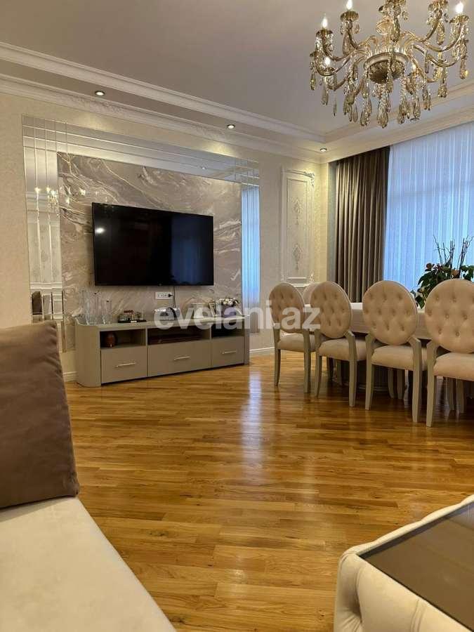 Sale, new building, 3 room, 140 m², Baku, Binagadi r, 8-th microdistrict d, Azadlig prospekti m.