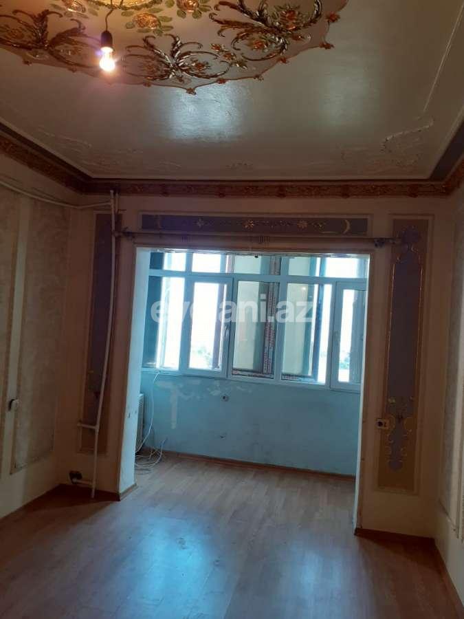 Satılır, köhnə tikili, 1 otaqlı, 45 m², Bakı, Binəqədi r, Azadlıq prospekti m.