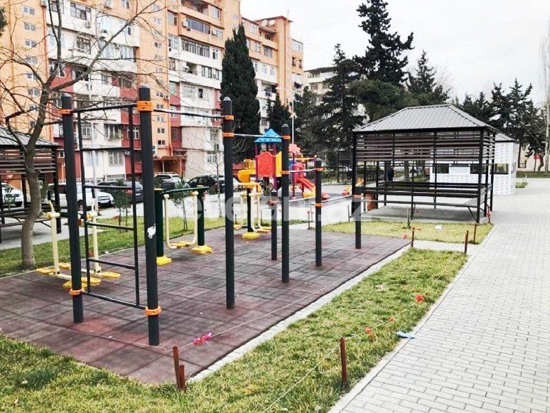 Satılır, köhnə tikili, 2 otaqlı, 60 m², Bakı, Nizami r, 8-ci kilometr q, Xalqlar Dostluğu m.