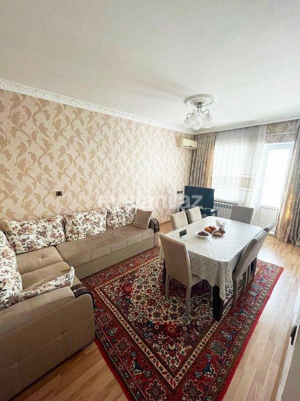 Satılır, köhnə tikili, 2 otaqlı, 60 m², Bakı, Nizami r, 8-ci kilometr q, Xalqlar Dostluğu m.