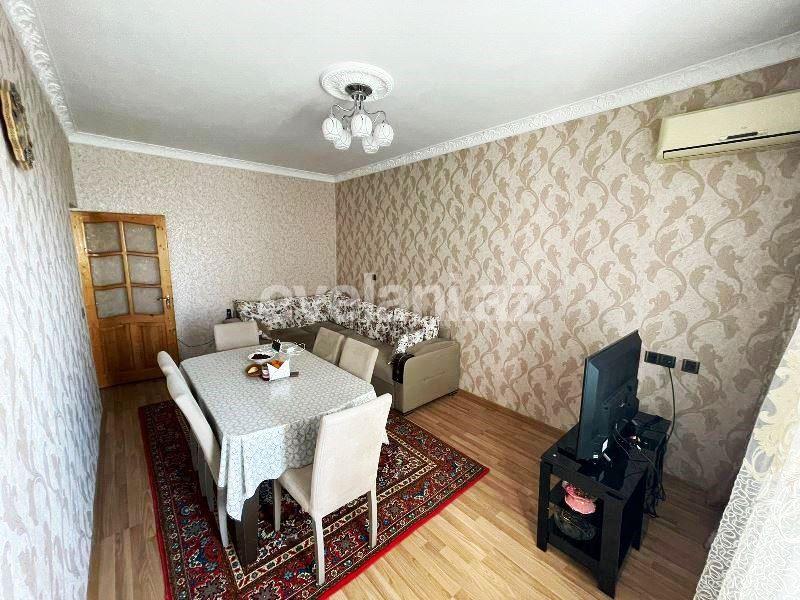Satılır, köhnə tikili, 2 otaqlı, 60 m², Bakı, Nizami r, 8-ci kilometr q, Xalqlar Dostluğu m.