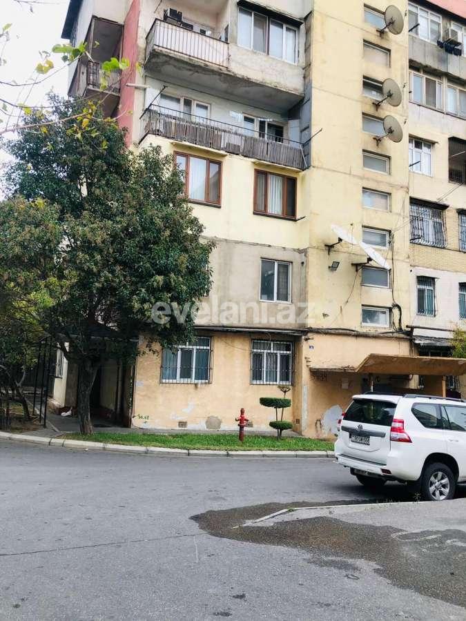 Sale, old building, 4 room, 100 m², Baku, Binagadi r, Azadlig prospekti m.