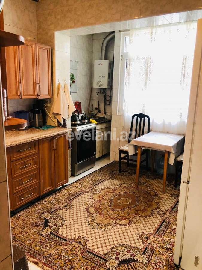 Sale, old building, 4 room, 100 m², Baku, Binagadi r, Azadlig prospekti m.