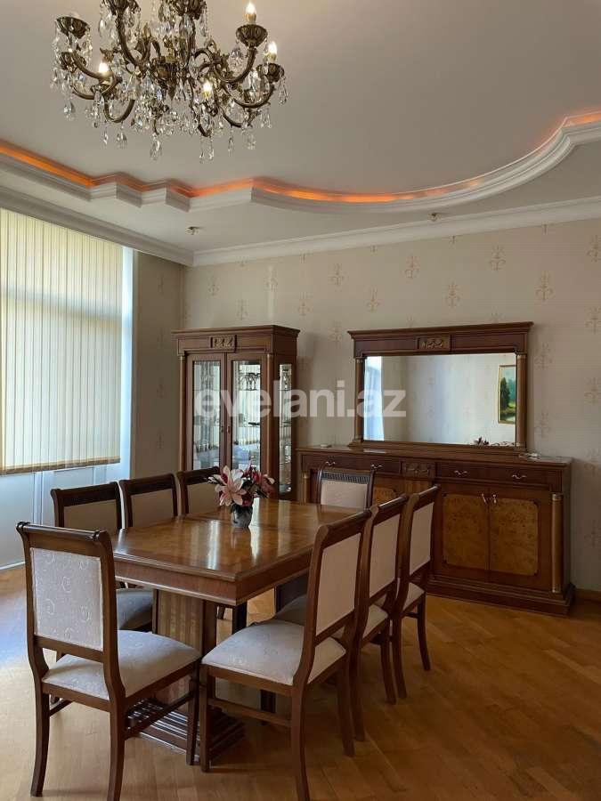 Satılır, köhnə tikili, 3 otaqlı, 80 m², Bakı, Nəsimi r, Nizami m.