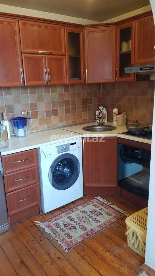 Satılır, köhnə tikili, 3 otaqlı, 70 m², Bakı, Səbail r, Bayıl q.