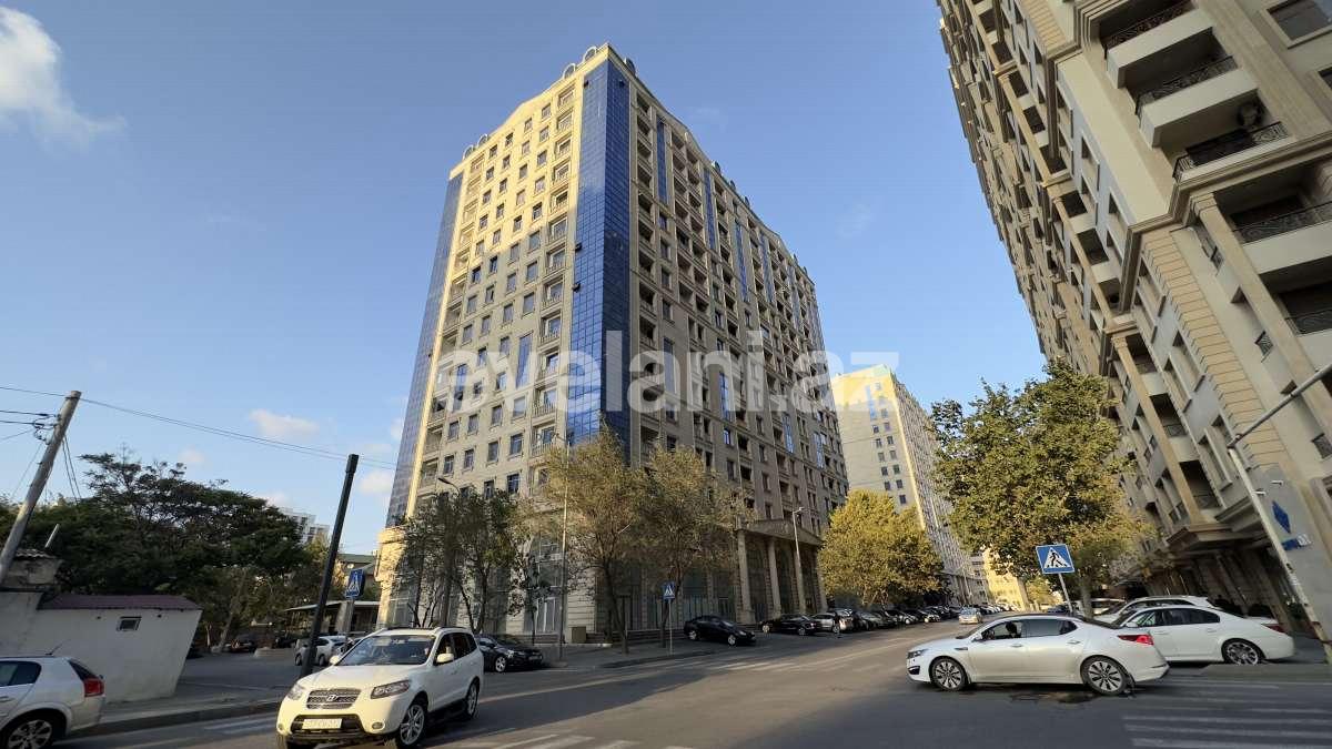 Satılır, yeni tikili, 4 otaqlı, 185 m², Bakı, Nəsimi r, Gənclik m.