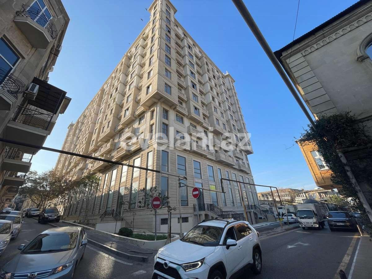 Satılır, yeni tikili, 2 otaqlı, 105 m², Bakı, Səbail r, İçəri Şəhər m.