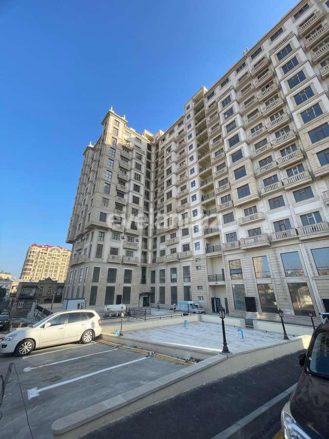 Satılır, yeni tikili, 2 otaqlı, 105 m², Bakı, Səbail r, İçəri Şəhər m.