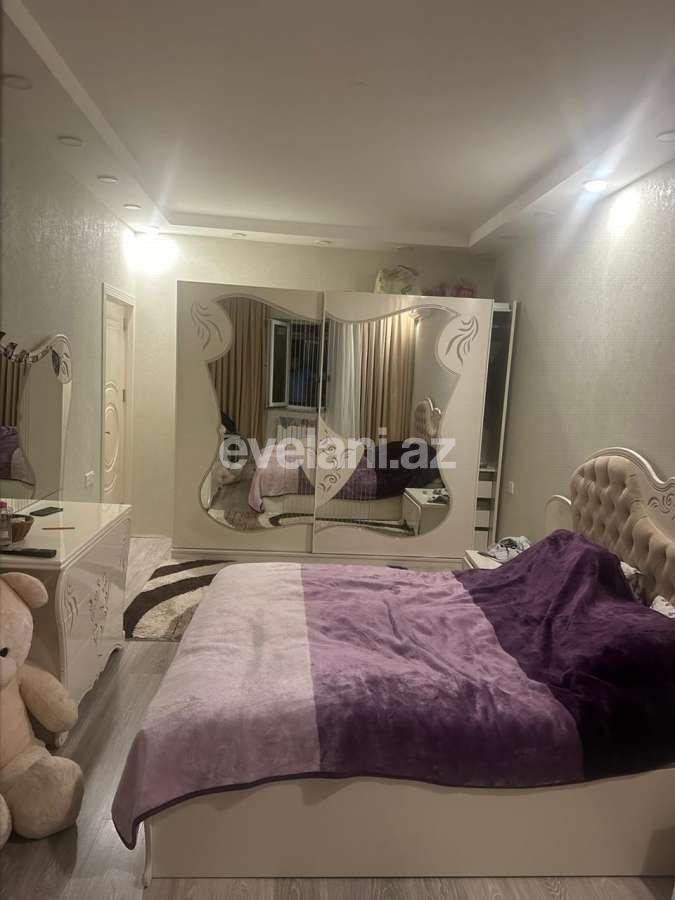 Satılır, köhnə tikili, 5 otaqlı, 120 m², Bakı, Binəqədi r, Memar Əcəmi m.