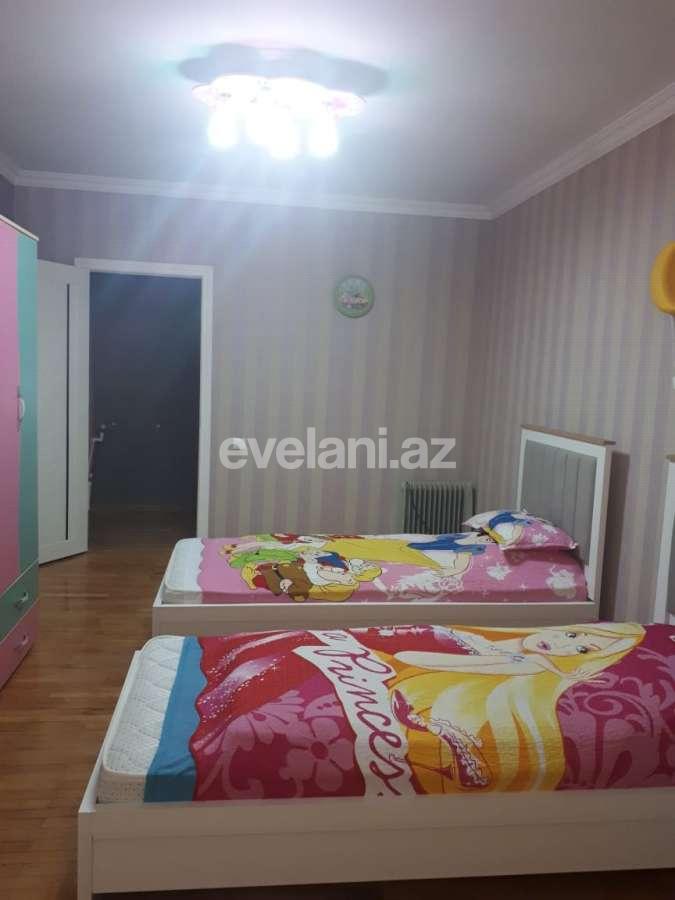 Satılır, köhnə tikili, 3 otaqlı, 120 m², Bakı, Nəsimi r, Memar Əcəmi m.