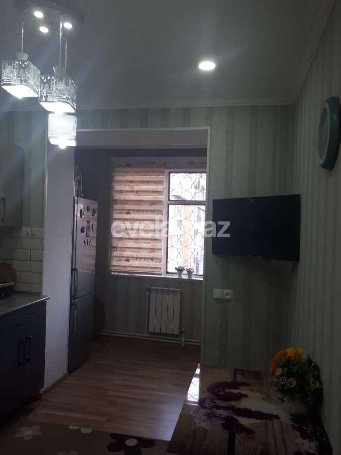 Satılır, köhnə tikili, 3 otaqlı, 120 m², Bakı, Nəsimi r, Memar Əcəmi m.