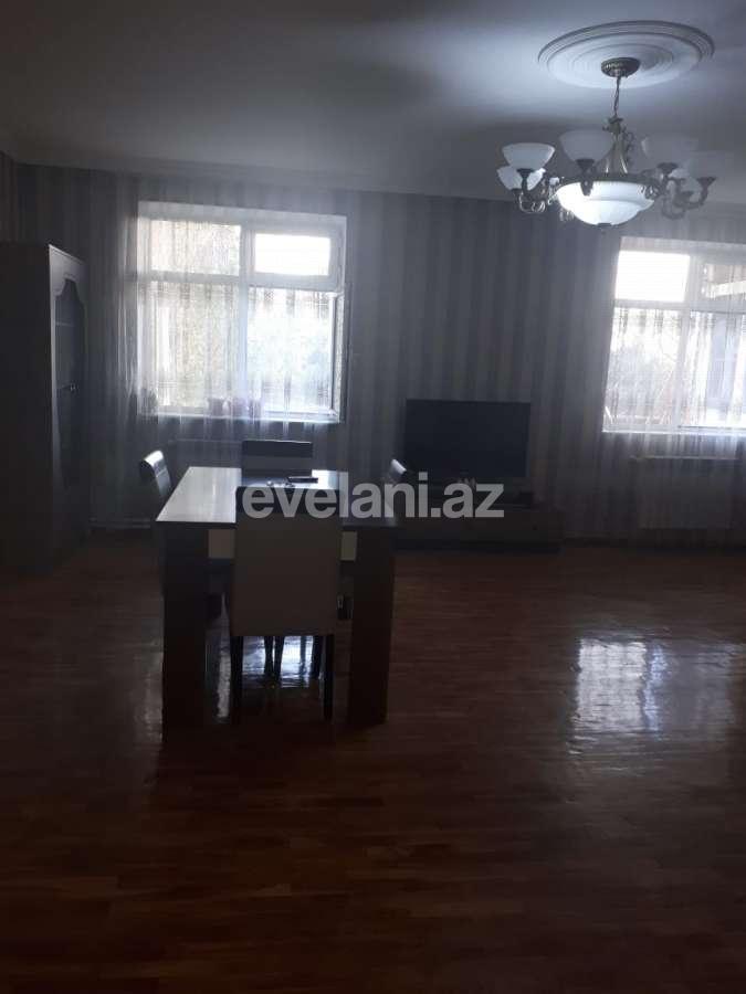 Satılır, köhnə tikili, 3 otaqlı, 120 m², Bakı, Nəsimi r, Memar Əcəmi m.
