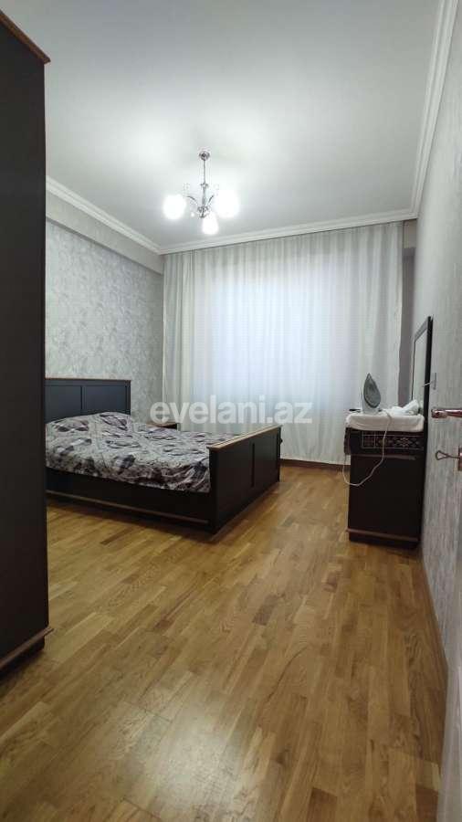 Satılır, yeni tikili, 2 otaqlı, 68 m², Bakı, Nizami r, Qara Qarayev m.