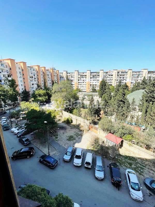 Satılır, köhnə tikili, 3 otaqlı, 80 m², Bakı, Nizami r, 8-ci kilometr q, Neftçilər m.