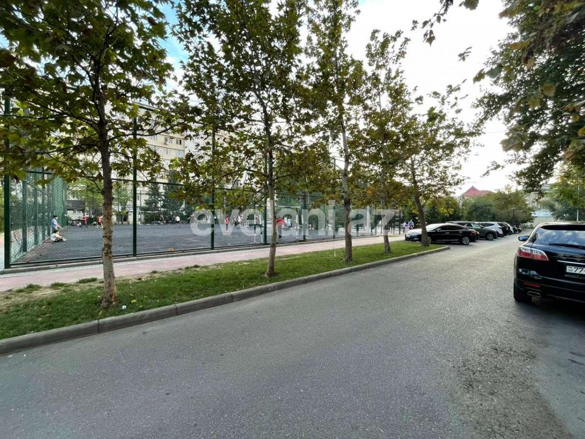 Satılır, köhnə tikili, 3 otaqlı, 120 m², Bakı, Nərimanov r, Gənclik m.