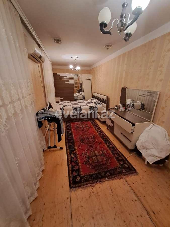 Satılır, köhnə tikili, 3 otaqlı, 85 m², Bakı, Nizami r, Xalqlar Dostluğu m.