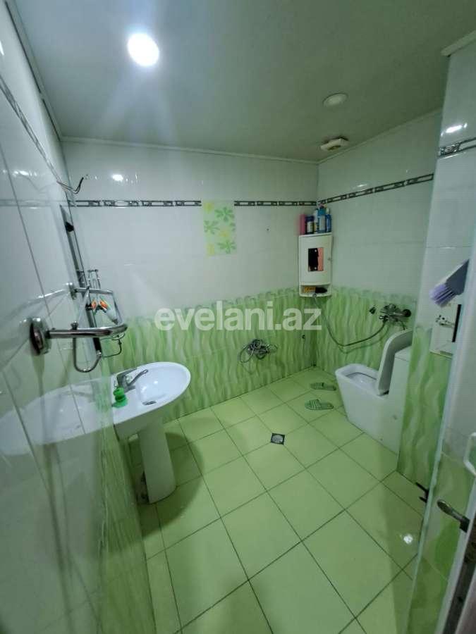 Satılır, köhnə tikili, 3 otaqlı, 85 m², Bakı, Nizami r, Xalqlar Dostluğu m.