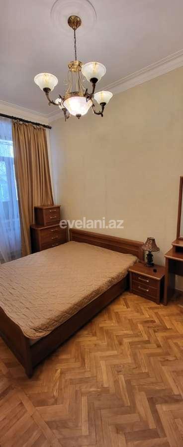 Rent, old building, 3 room, 85 m², Baku, Sabail r, Icheri Sheher m.