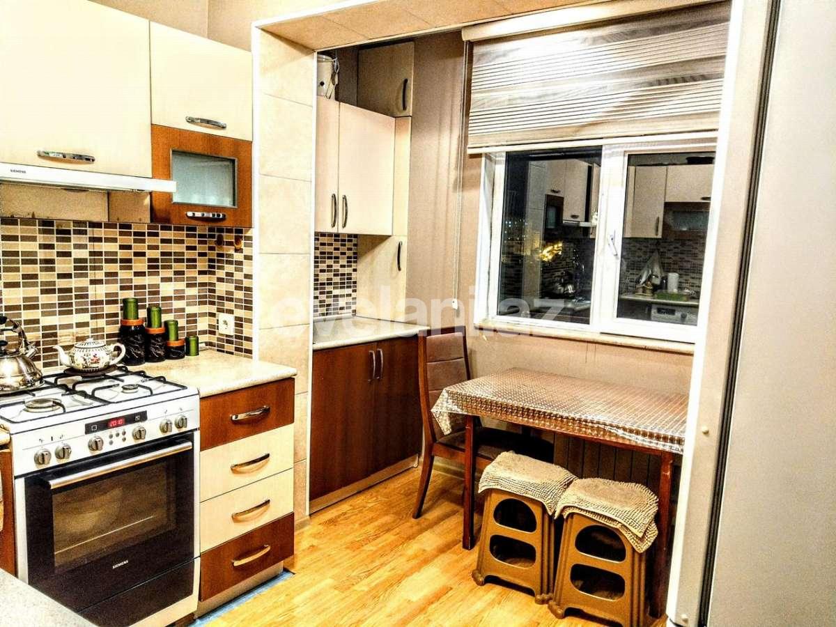 Продаётся, вторичка, 3-комнаты, 71 m², Баку, Бинагадинский r, Насими m.