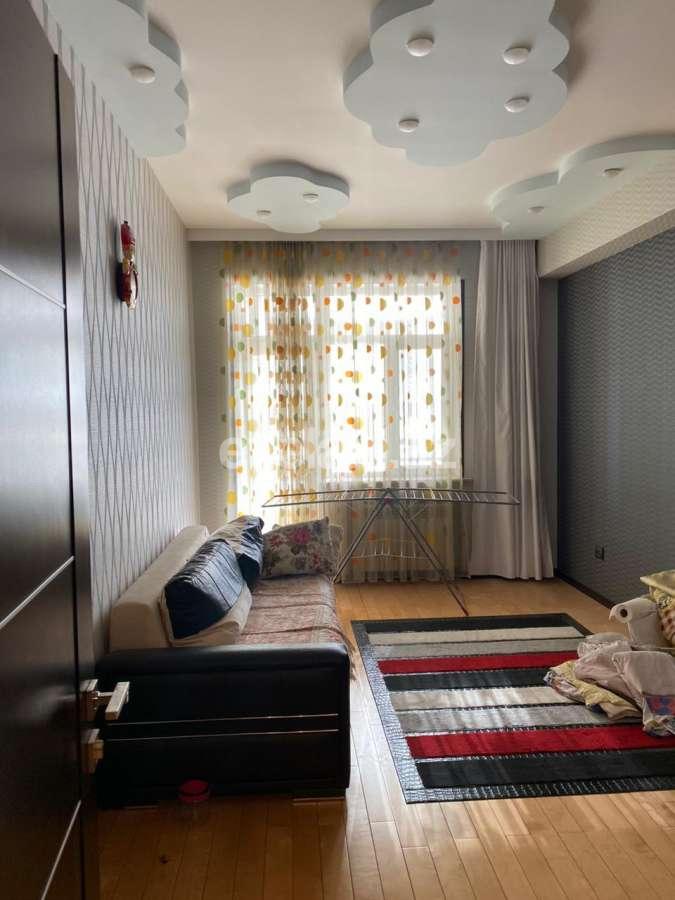 Kirayə verilir, yeni tikili, 3 otaqlı, 140 m², Bakı, Nəsimi r.