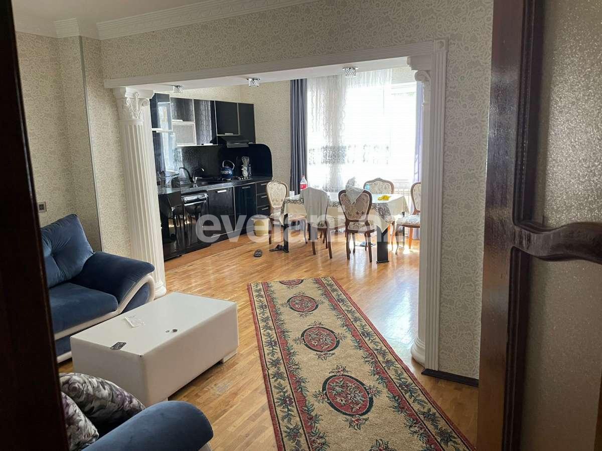 Kirayə verilir, yeni tikili, 4 otaqlı, 120 m², Bakı, Səbail r.