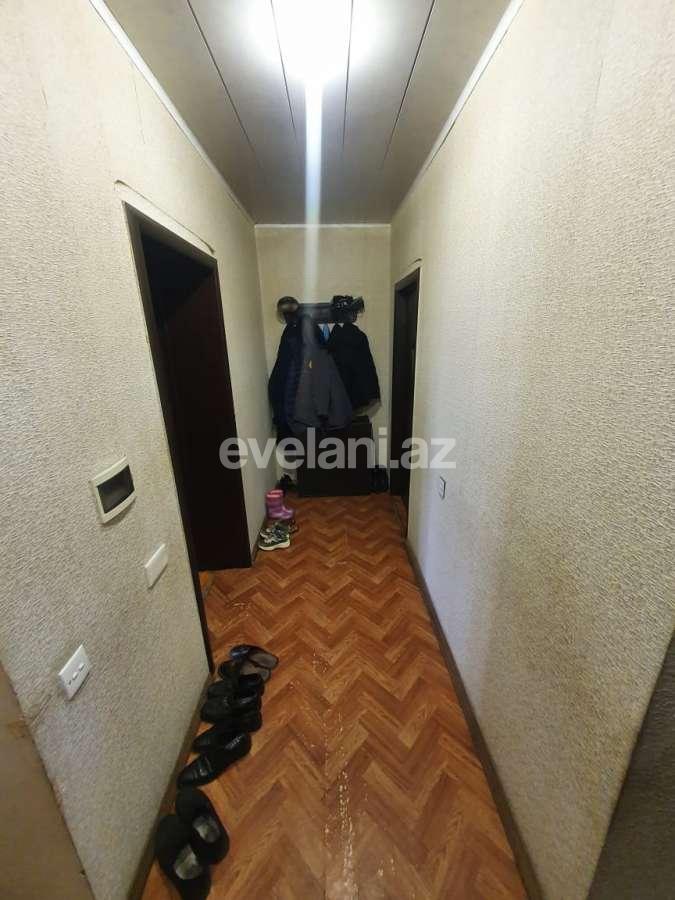 Satılır, köhnə tikili, 2 otaqlı, 59.99 m², Bakı, Yasamal r, Elmlər Akademiyası m.