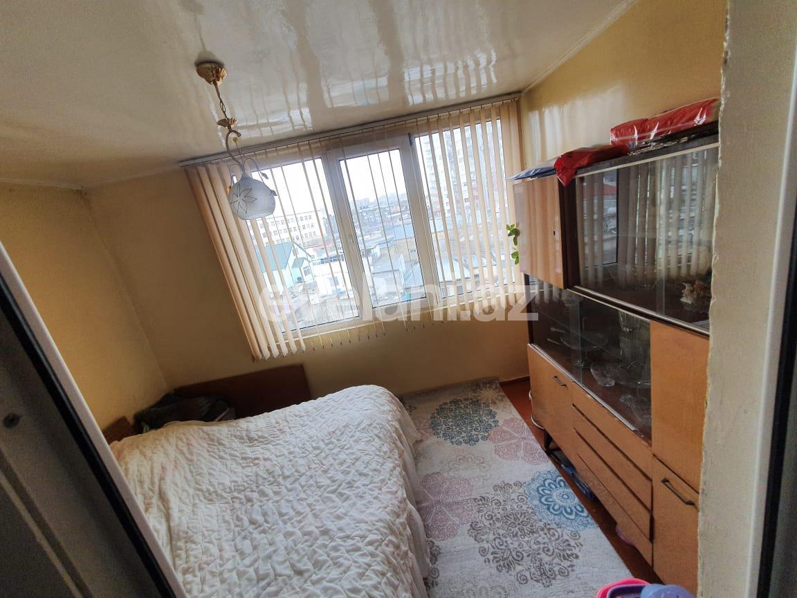 Satılır, köhnə tikili, 2 otaqlı, 59.99 m², Bakı, Yasamal r, Elmlər Akademiyası m.