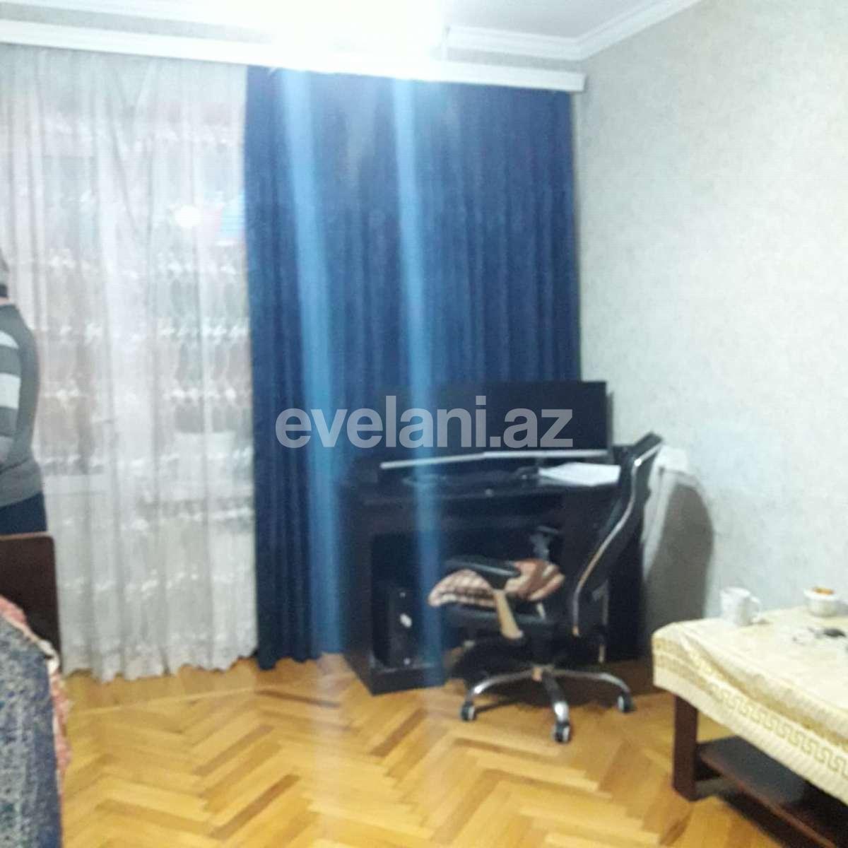 Satılır, köhnə tikili, 2 otaqlı, 59.99 m², Bakı, Yasamal r, Elmlər Akademiyası m.