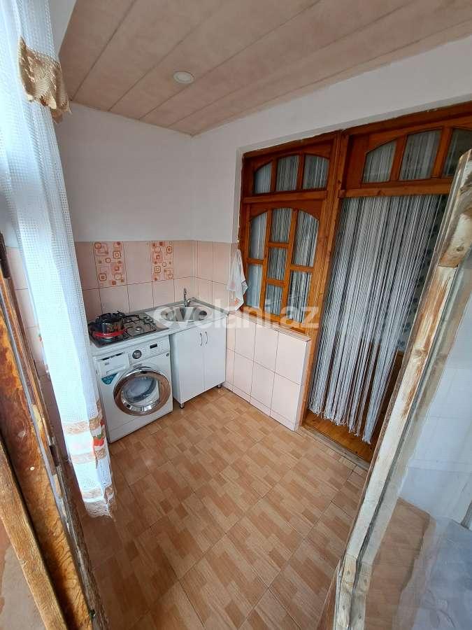 Satılır, köhnə tikili, 3 otaqlı, 62 m², Bakı, Suraxanı r, Hövsan q.