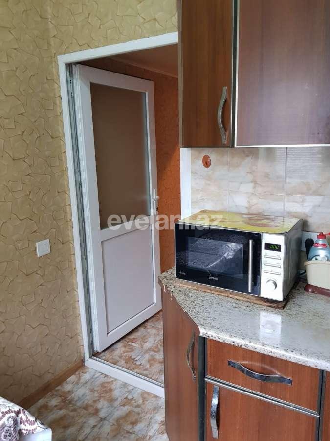 Satılır, köhnə tikili, 3 otaqlı, 63 m², Bakı, Nəsimi r, 28 may m.