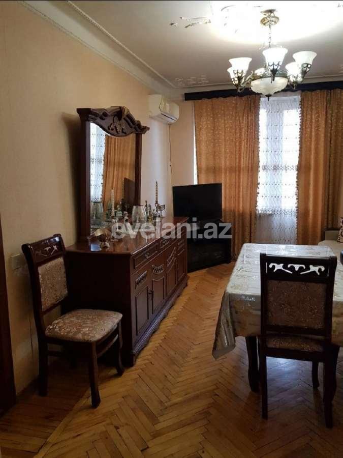 Satılır, köhnə tikili, 3 otaqlı, 63 m², Bakı, Nəsimi r, 28 may m.