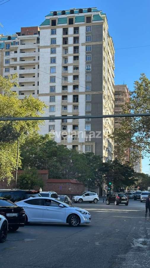 Продаётся, новостройка, 3-комнаты, 75 m², Баку, Насиминский r, Гянджлик m.