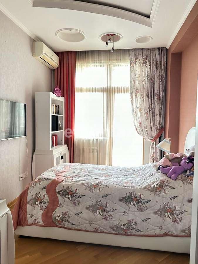 Продаётся, новостройка, 5-комнаты, 235.3 m², Баку, Насиминский r, 28 мая m.