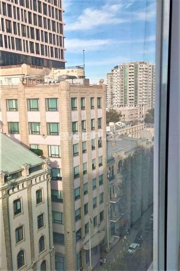 Kirayə verilir, yeni tikili, 3 otaqlı, 100 m², Bakı, Səbail r.