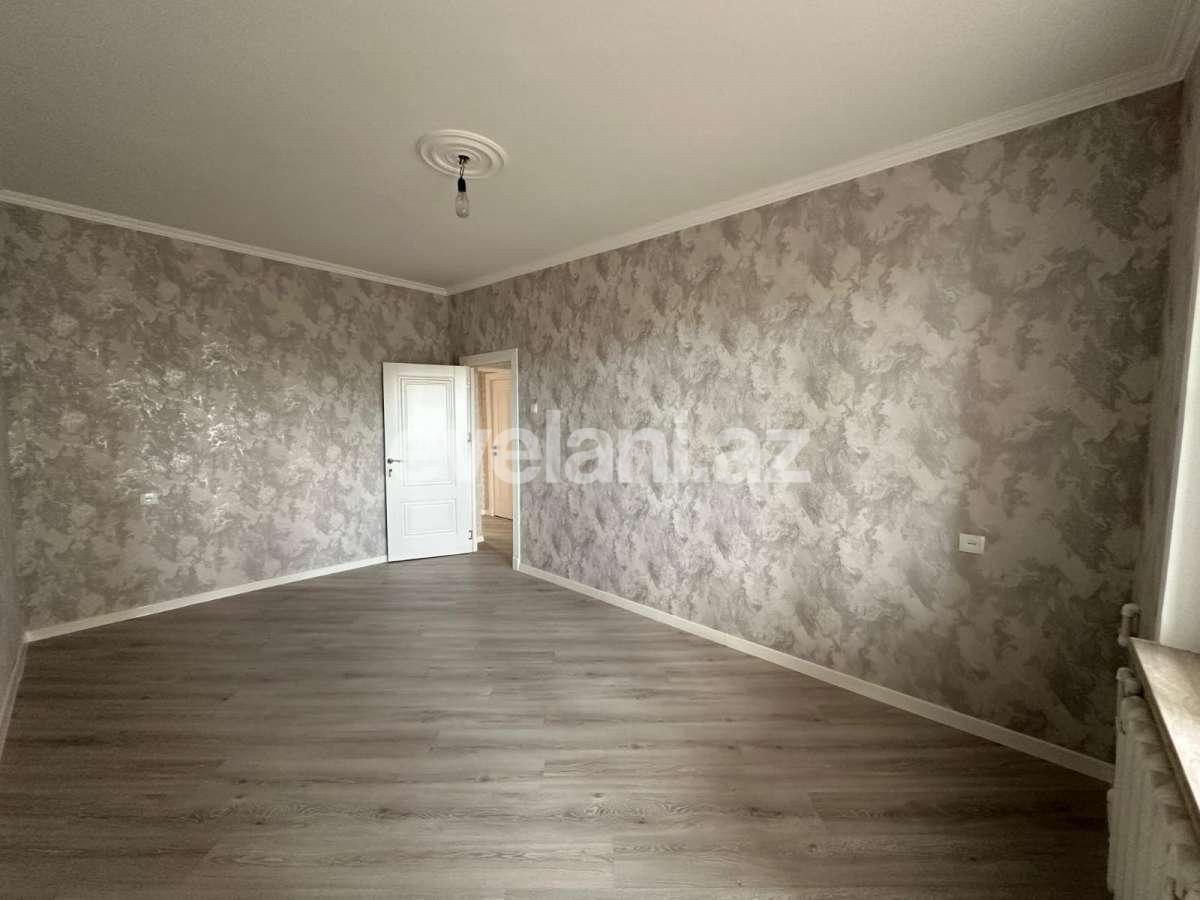 Satılır, köhnə tikili, 3 otaqlı, 77 m², Bakı, Binəqədi r, 7-ci mikrorayon q, Dərnəgül m.
