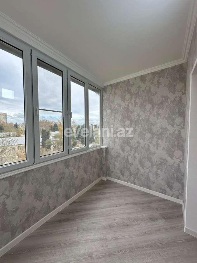 Satılır, köhnə tikili, 3 otaqlı, 77 m², Bakı, Binəqədi r, 7-ci mikrorayon q, Dərnəgül m.