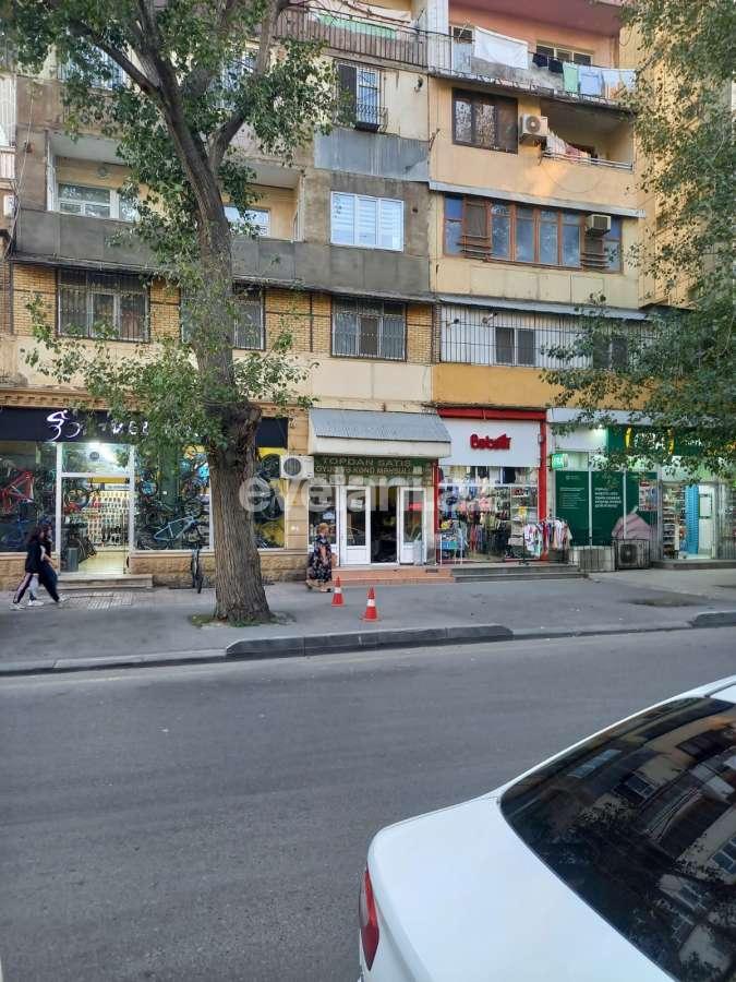 Satılır, obyekt, 22 m², Bakı, Binəqədi r, 6-cı mikrorayon q.
