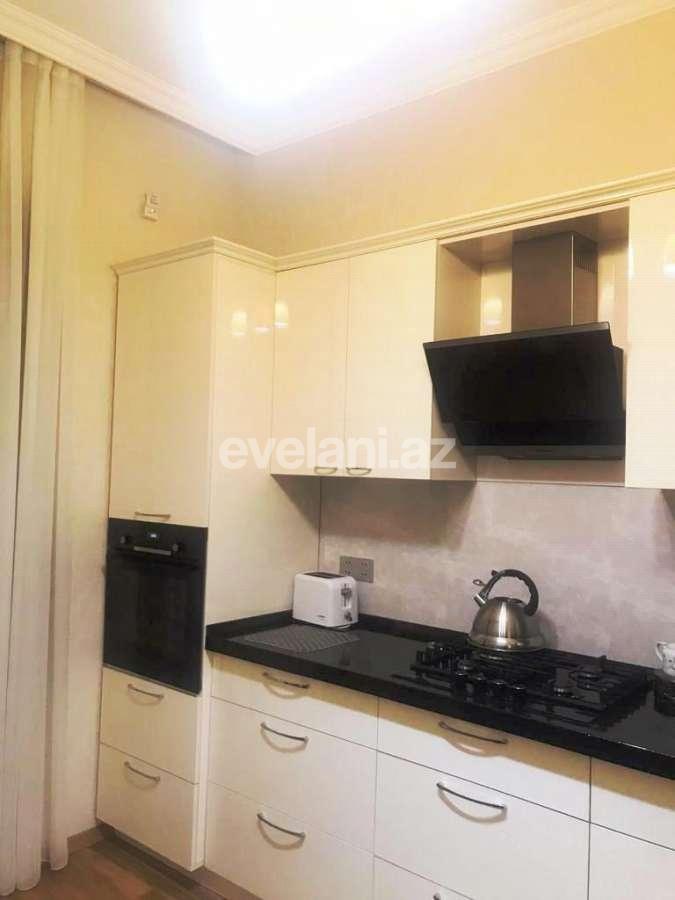 Satılır, yeni tikili, 2 otaqlı, 67 m², Bakı, Nizami r, Qara Qarayev m.