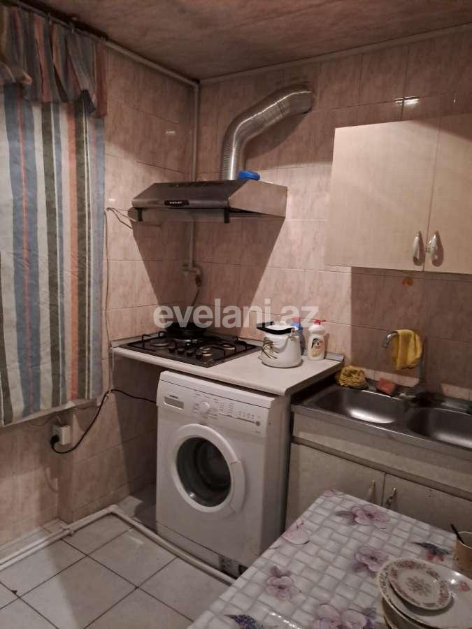Satılır, köhnə tikili, 5 otaqlı, 65 m², Bakı, Nərimanov r, Azadlıq prospekti m.