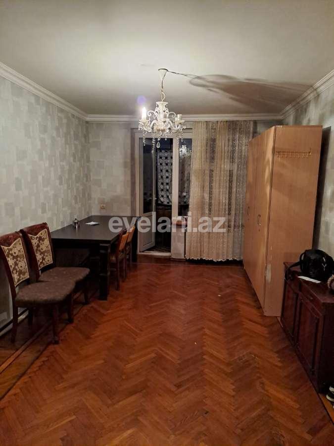 Satılır, köhnə tikili, 5 otaqlı, 65 m², Bakı, Nərimanov r, Azadlıq prospekti m.