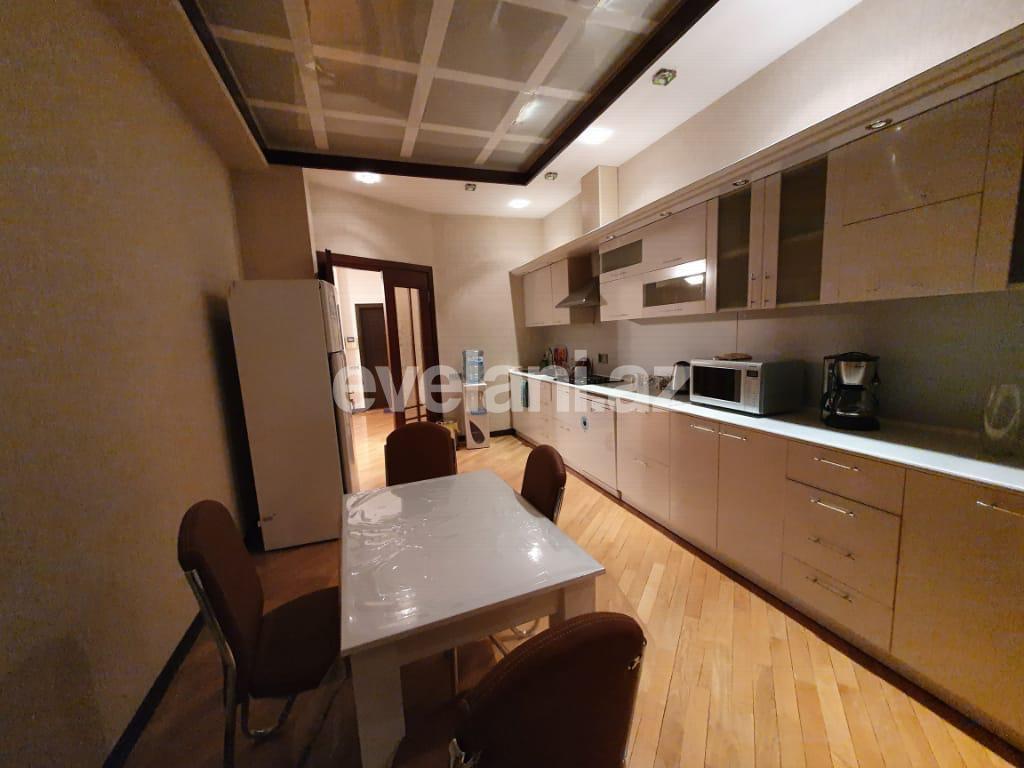 Rent, new building, 3 room, 140 m², Baku, Nasimi r, 28 may m.